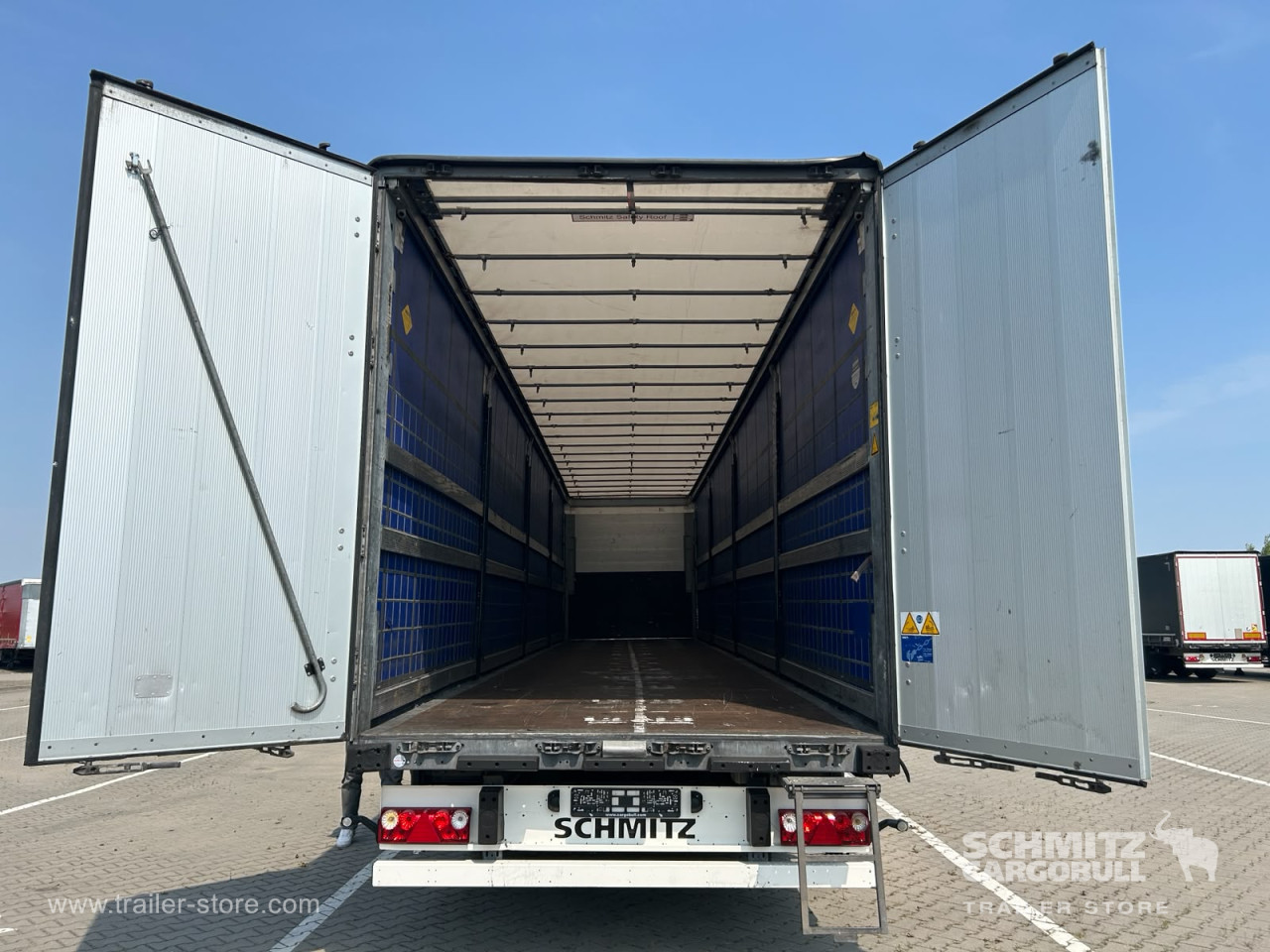 Schmitz Cargobull Curtainsider Standard 