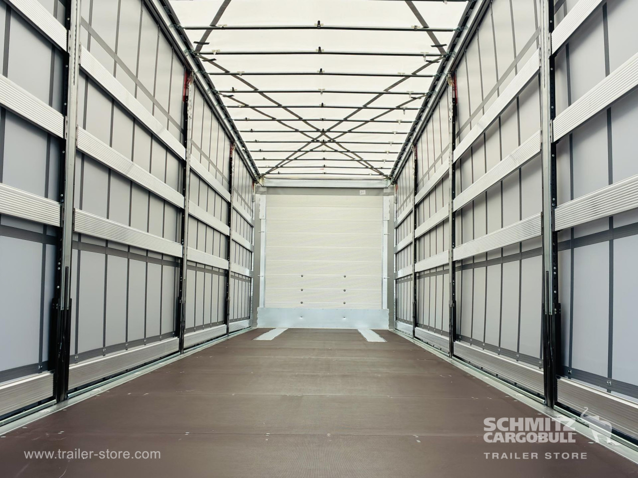 Schmitz Cargobull Curtainsider Standard Getränke 
