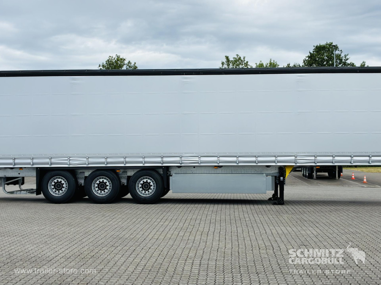 Schmitz Cargobull Curtainsider Standard 