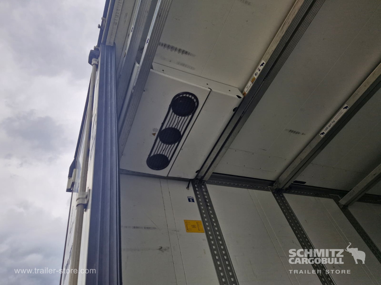 Schmitz Cargobull Reefer Standard 
