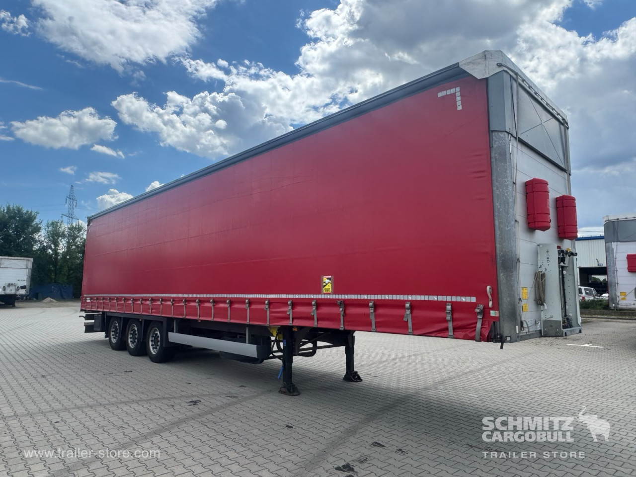 Schmitz Cargobull Curtainsider Mega 