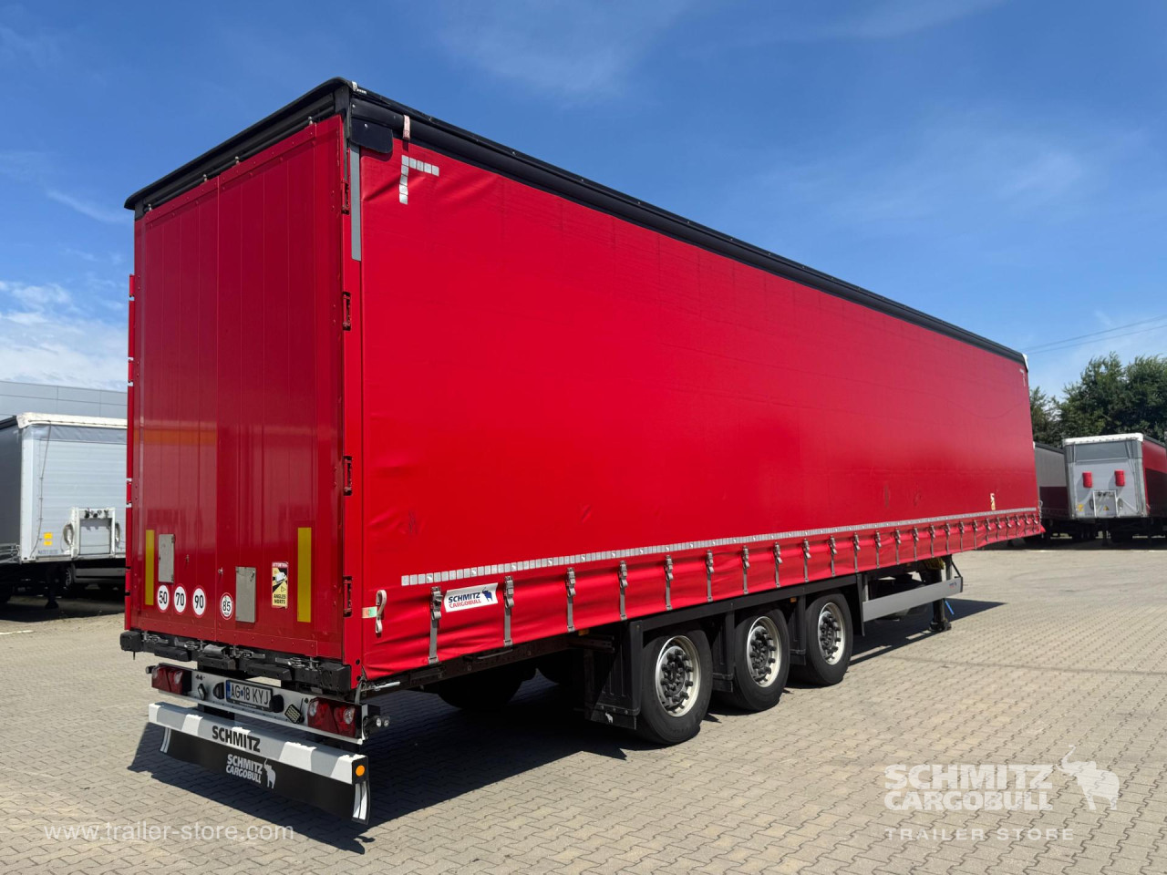 Schmitz Cargobull Curtainsider Mega 