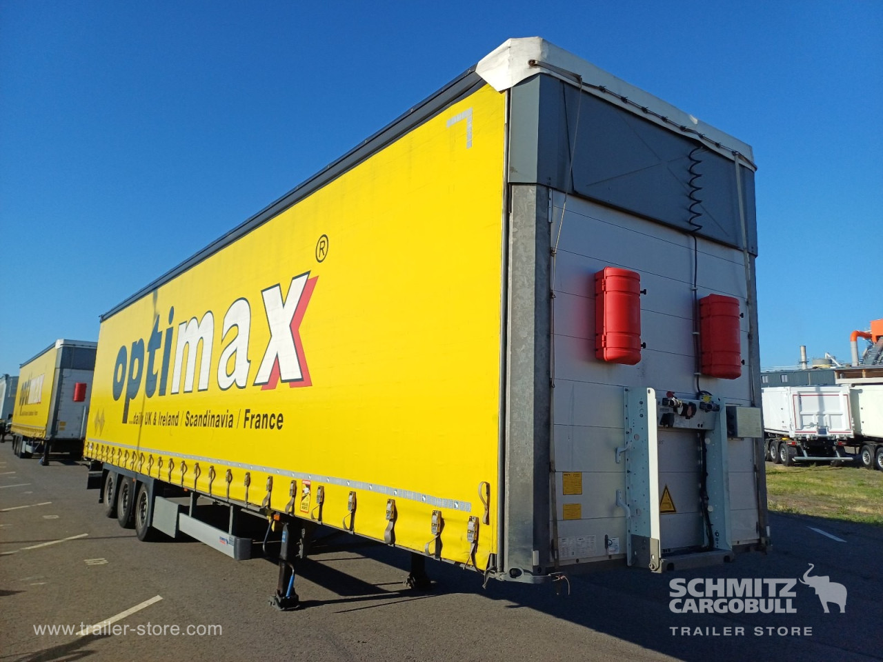 Schmitz Cargobull Curtainsider Mega 