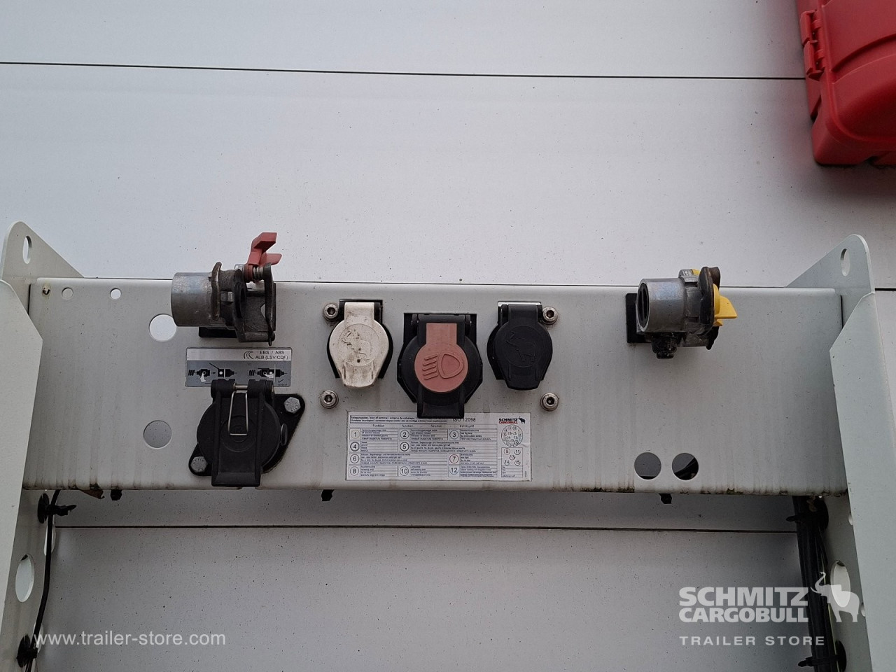 Schmitz Cargobull Curtainsider Standard 