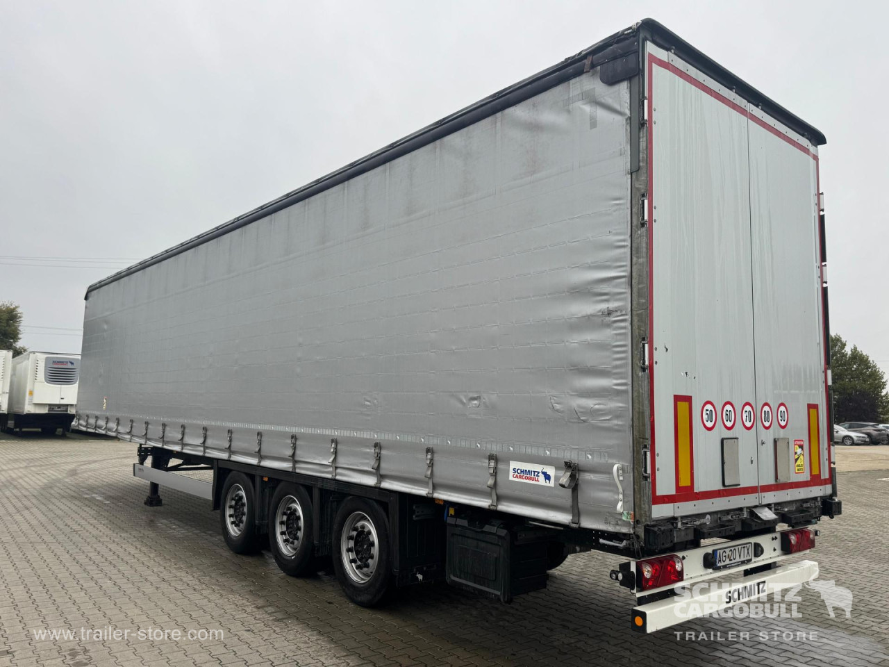 Schmitz Cargobull Curtainsider Mega 