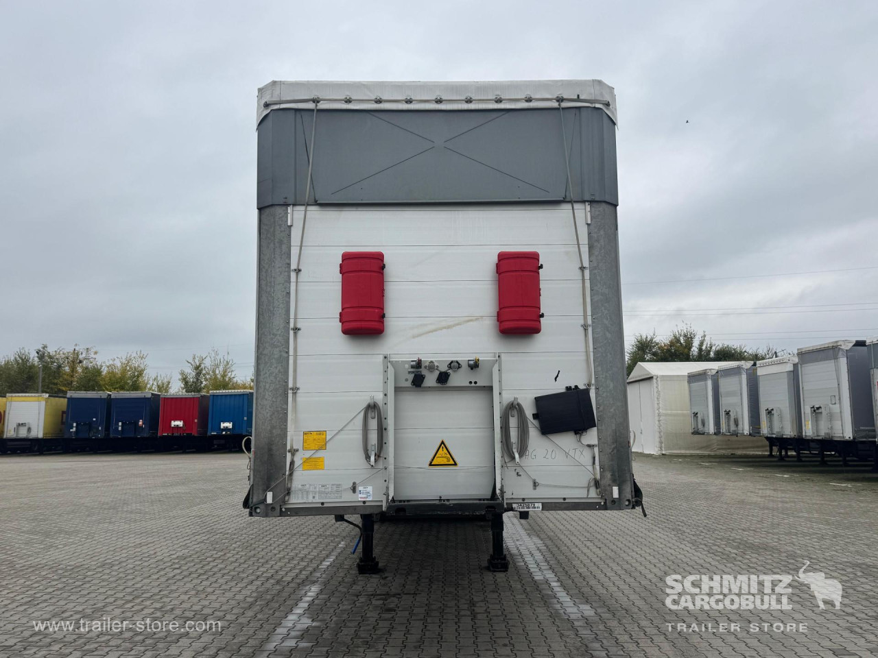 Schmitz Cargobull Curtainsider Mega 