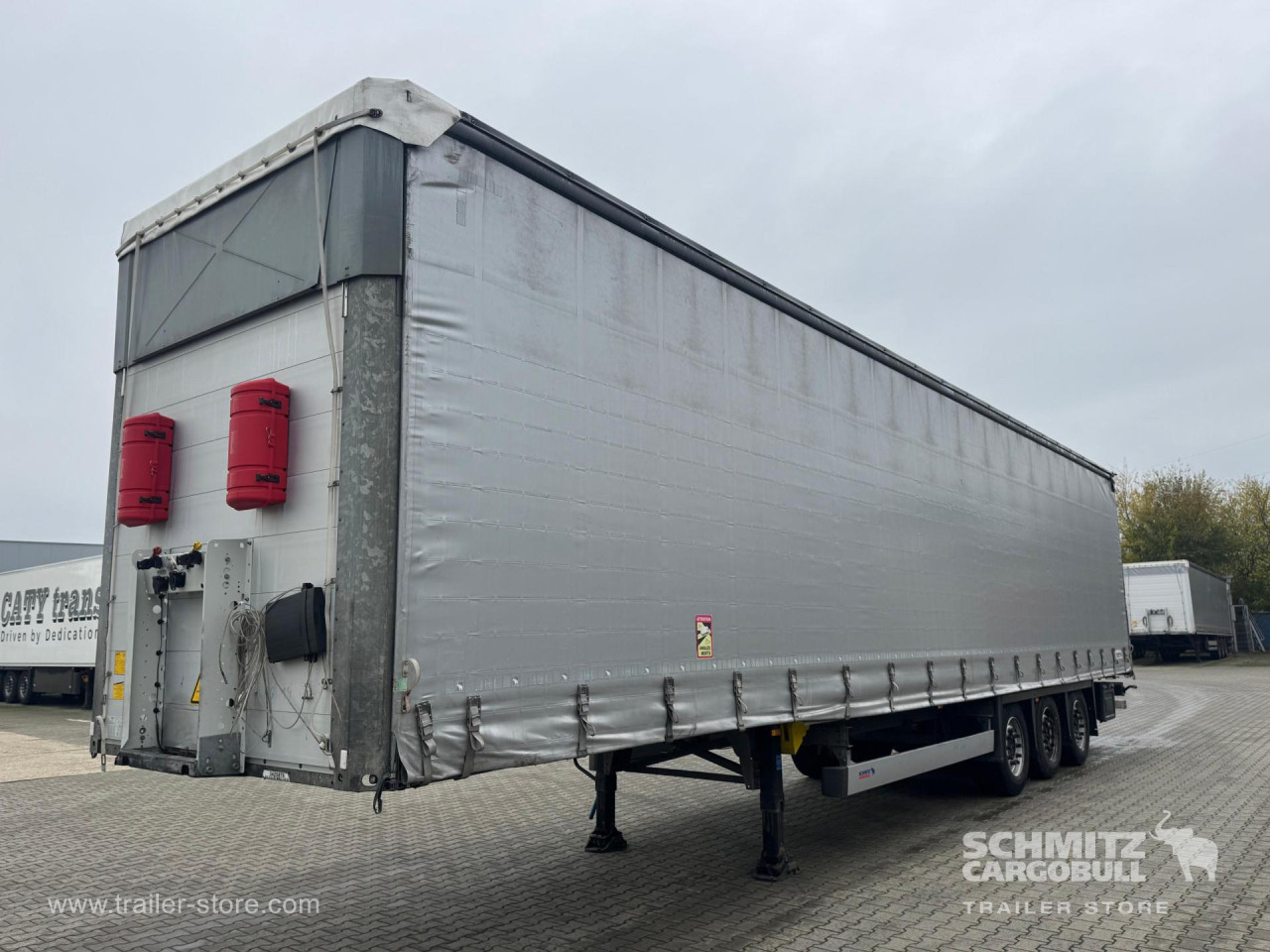 Schmitz Cargobull Curtainsider Mega 