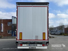 Schmitz Cargobull Curtainsider Mega Getränke 