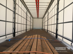 Schmitz Cargobull Curtainsider Mega 