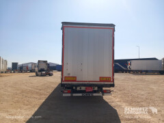 Schmitz Cargobull Curtainsider Mega 