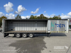 Schmitz Cargobull Curtainsider Standard Getränke 