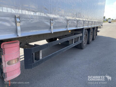 Schmitz Cargobull Semitrailer Curtainsider Standard Hayon 