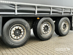 Schmitz Cargobull Curtainsider Standard 
