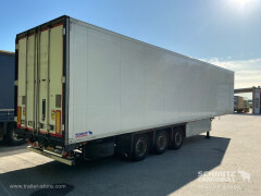 Schmitz Cargobull Reefer Meat hanging system 