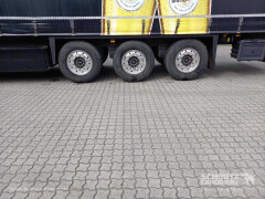 Schmitz Cargobull Curtainsider Standard 