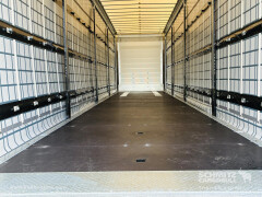 Schmitz Cargobull Curtainsider Mega Getränke 
