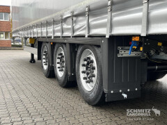 Schmitz Cargobull Curtainsider Mega Getränke 