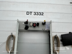 Schmitz Cargobull Curtainsider Standard , Folding wall right 