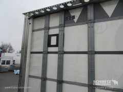 Schmitz Cargobull Curtainsider Standard Getränke 