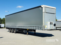 Schmitz Cargobull Curtainsider Coil Getränke 