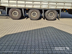 Schmitz Cargobull Curtainsider Coil Getränke 
