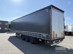Schmitz Cargobull Curtainsider Mega Getränke 