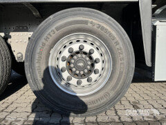 Schmitz Cargobull Curtainsider Standard Getränke 