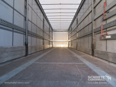 Schmitz Cargobull Curtainsider Coil 