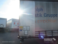 Schmitz Cargobull Curtainsider Mega Getränke 