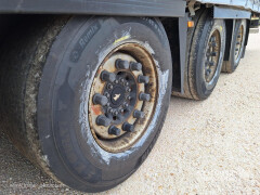 Schmitz Cargobull Curtainsider Mega 