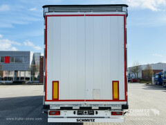 Schmitz Cargobull Curtainsider Mega Getränke 
