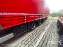 Schmitz Cargobull Curtainsider Mega 