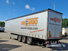 Schmitz Cargobull Curtainsider Standard Getränke 