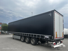 Schmitz Cargobull Curtainsider Standard Getränke 