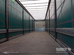 Schmitz Cargobull Semitrailer Curtainsider Standard Hayon 