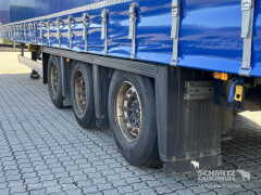 Schmitz Cargobull Curtainsider Mega Getränke 