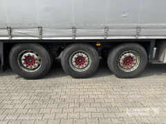 Schmitz Cargobull Curtainsider Standard 