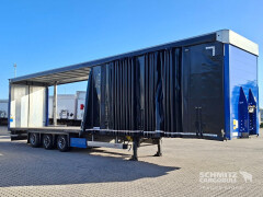 Schmitz Cargobull Curtainsider Mega Getränke 