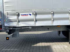 Schmitz Cargobull Curtainsider Mega Getränke 