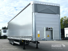 Schmitz Cargobull Curtainsider Mega Getränke 